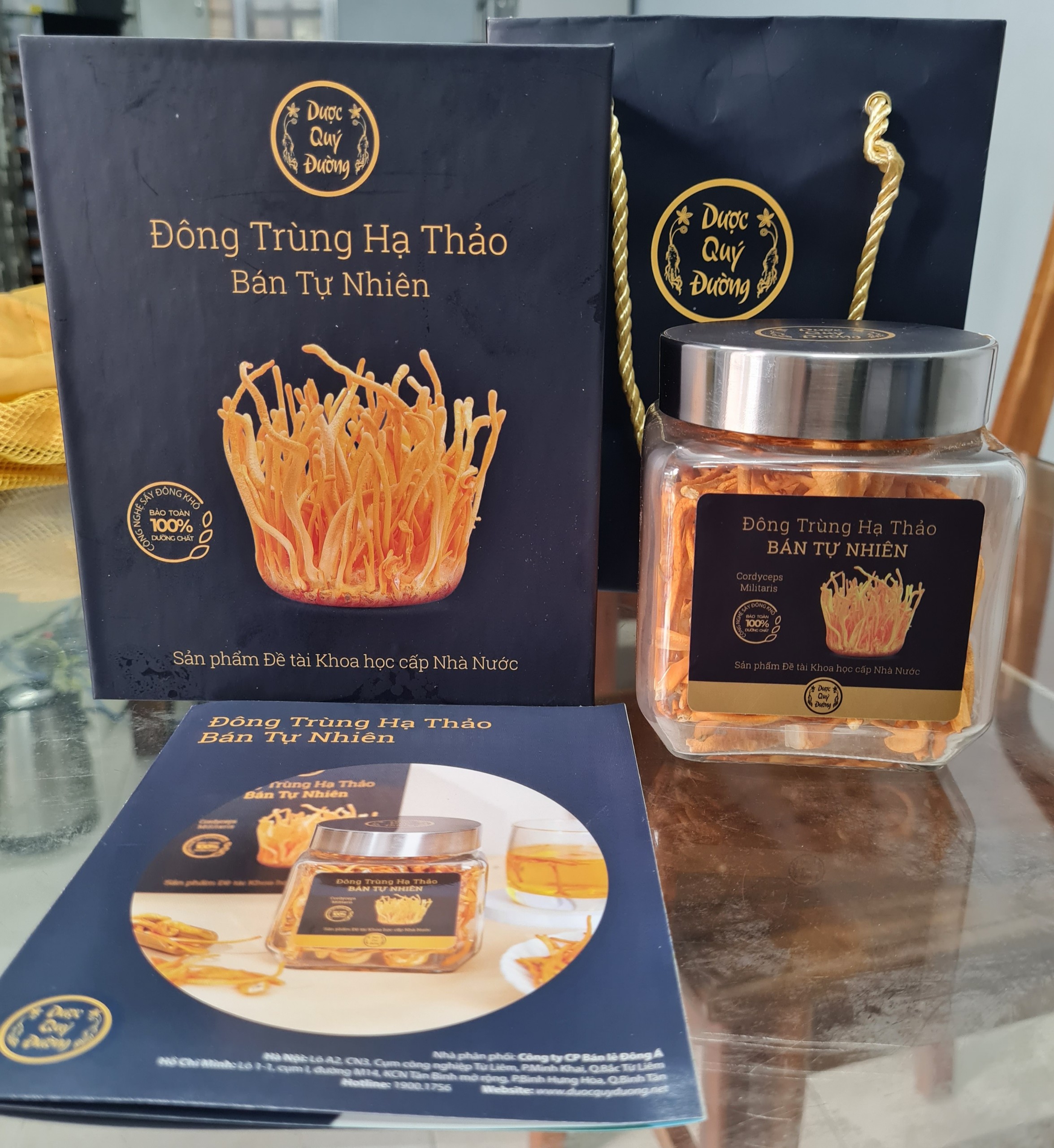 Đông trùng hạ thảo 